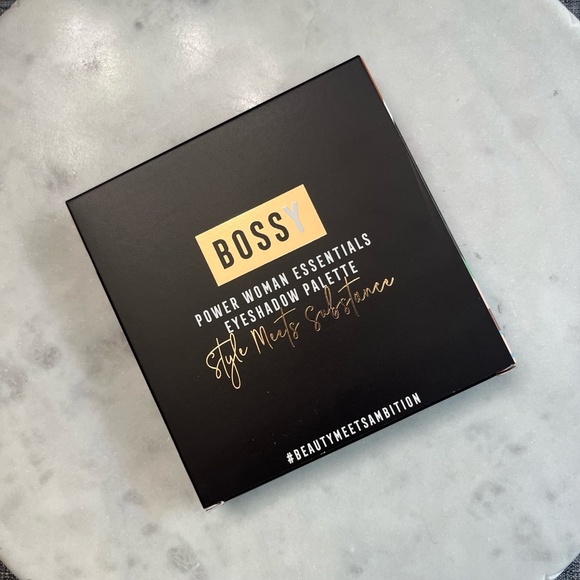 New NWT Bossy Cosmetics Eyeshadow Palette Style Meets Substance Makeup Beauty - Picture 4 of 5